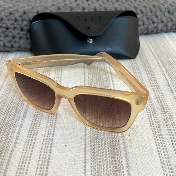 Diff sunglasses - Picture 2 of 3